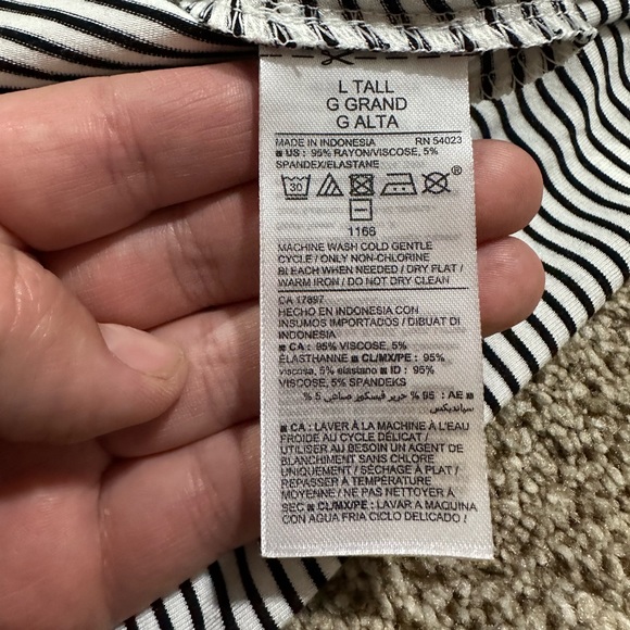 Old navy midi dress - Picture 5 of 7